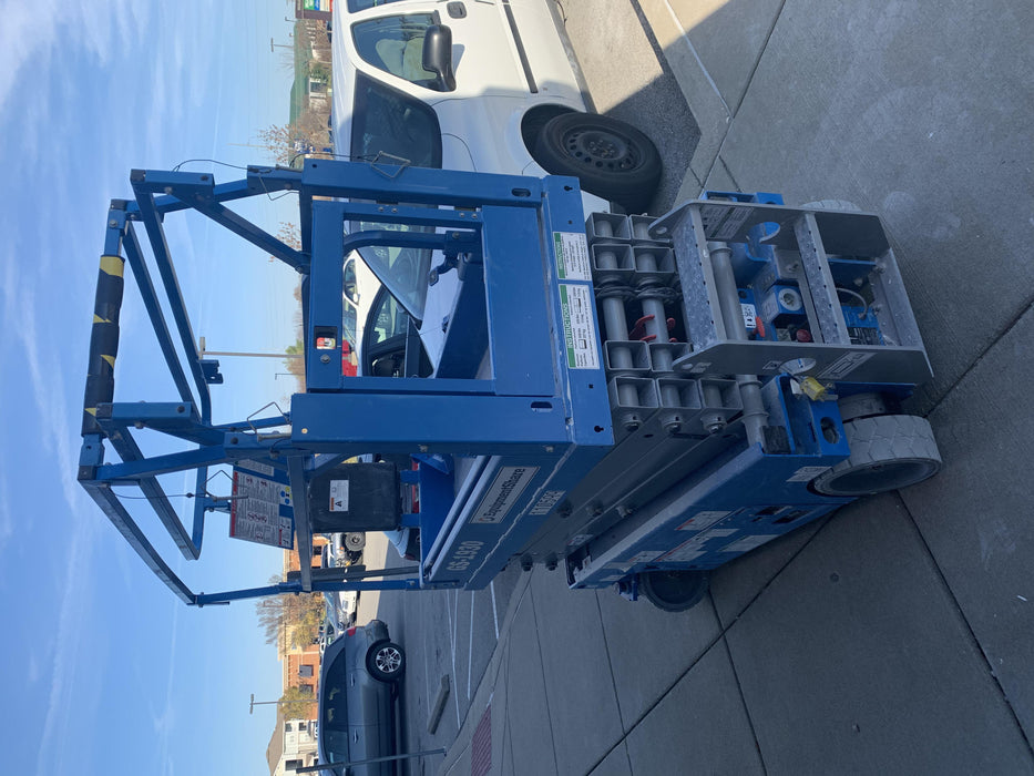 2020 Genie GS-1930 Solid Non Marking Tires, Beacon, Folding rails with half height swing gate, 800W Inverter