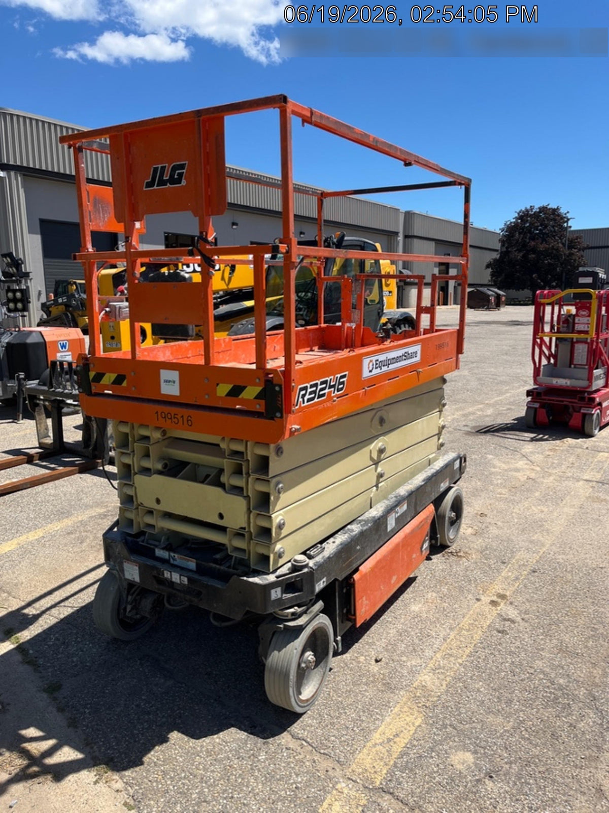 2021 JLG R3246