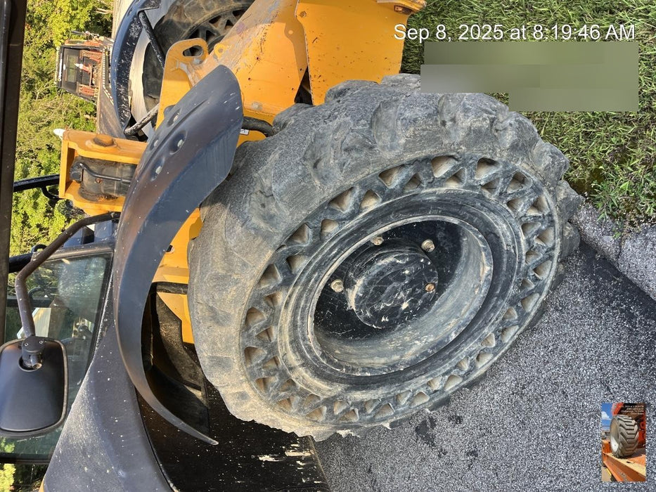 2019 JCB 510-56 Canopy, 74 HP, Solid Tires, STD Worklight, Beacon, Aux Hydraulics, Lifting Eye, Back up Alarm w/66" Carriage/60" Forks