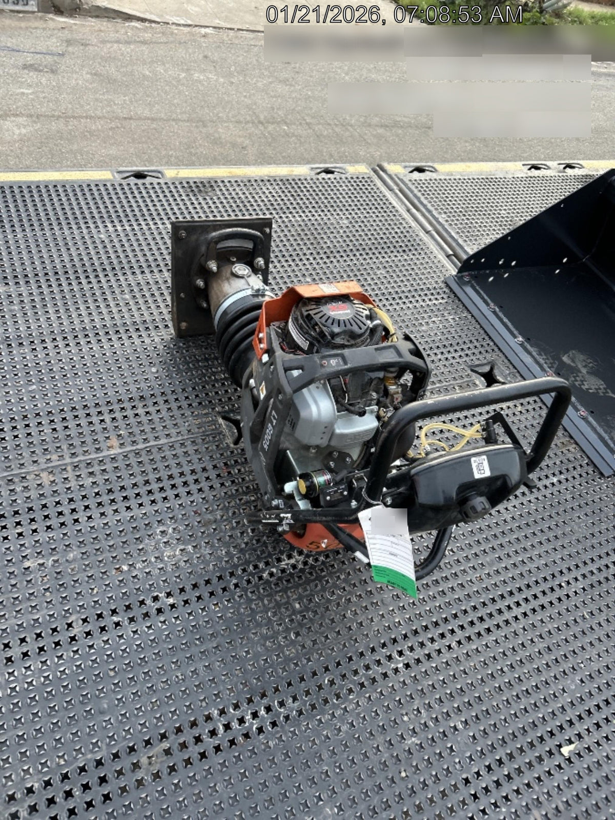 2025 HUSQVARNA LT6005