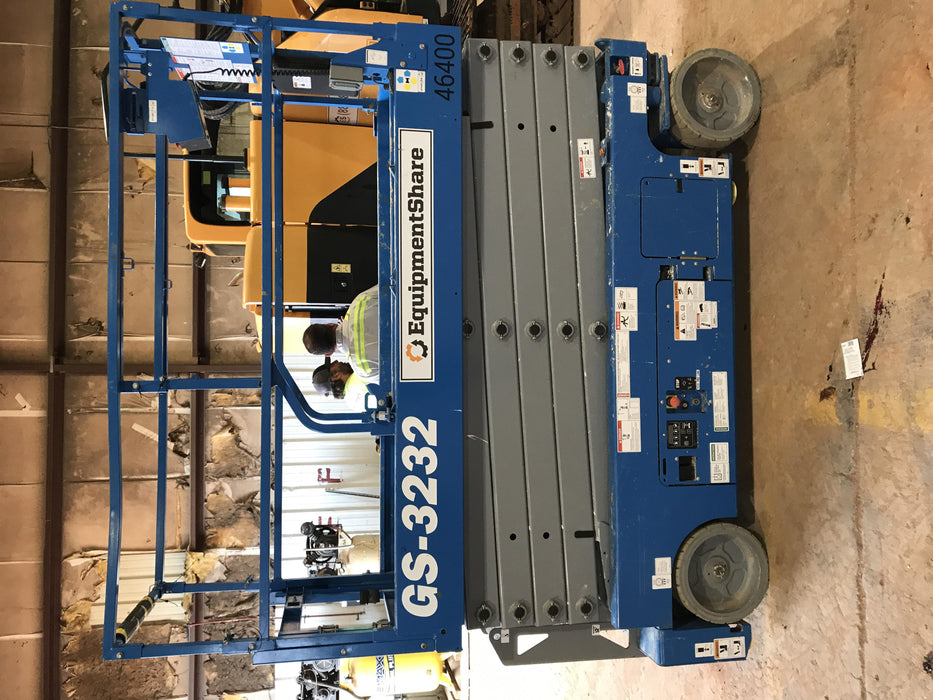 2019 Genie GS-1930 Fixed rails with chain Entry