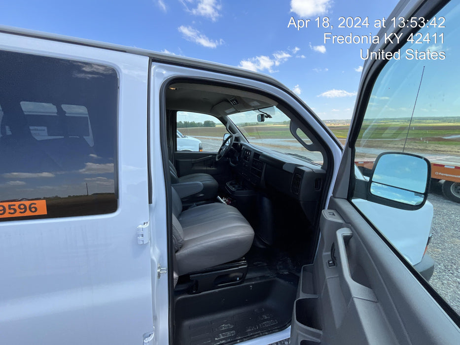 2023 CHEVROLET Express Van - Rental