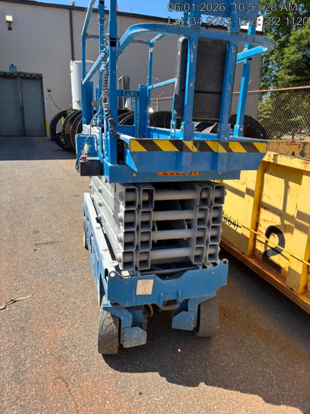 2022 GENIE GS-3232