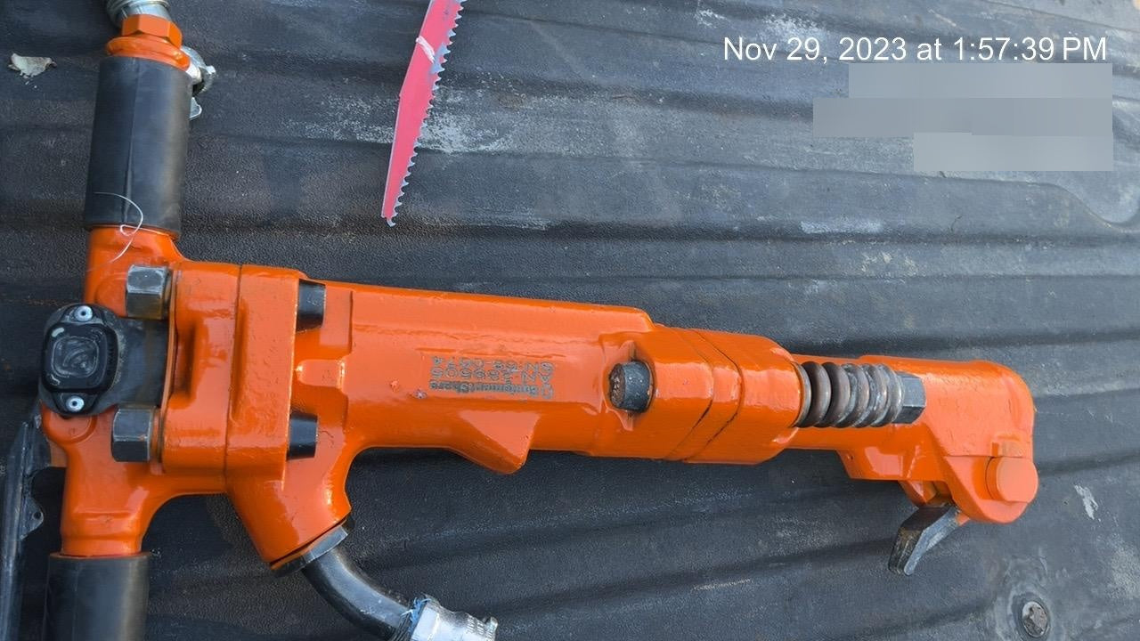 2023 MICHIGAN PNEUMATIC ES-TPB60-118-TRACKER