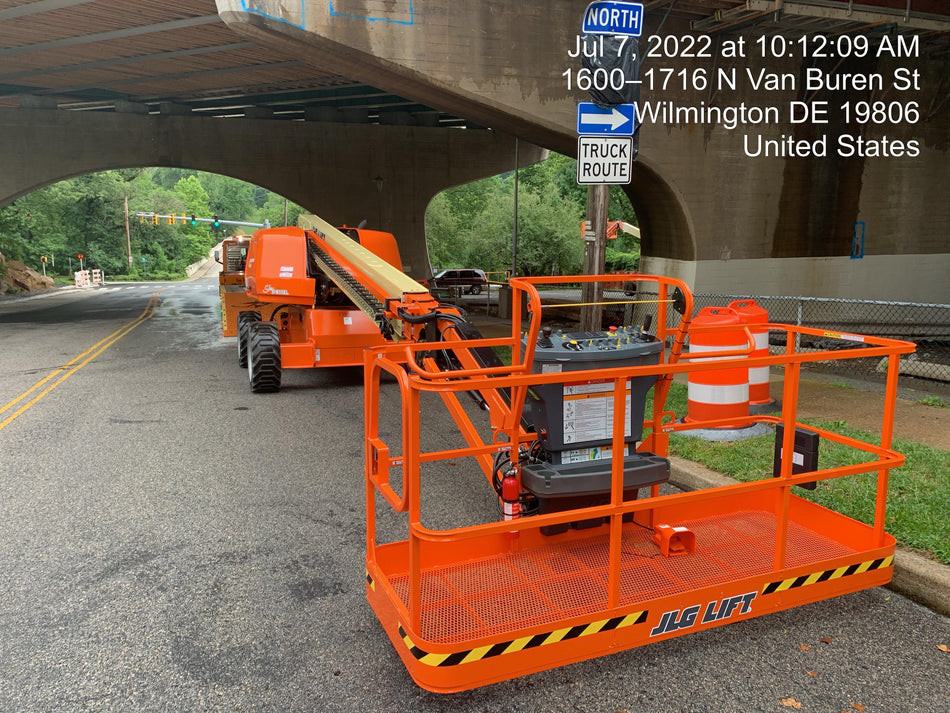 2022 JLG 660SJ