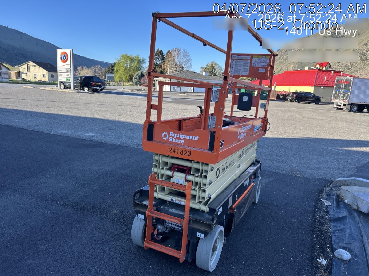 2022 JLG ES2632