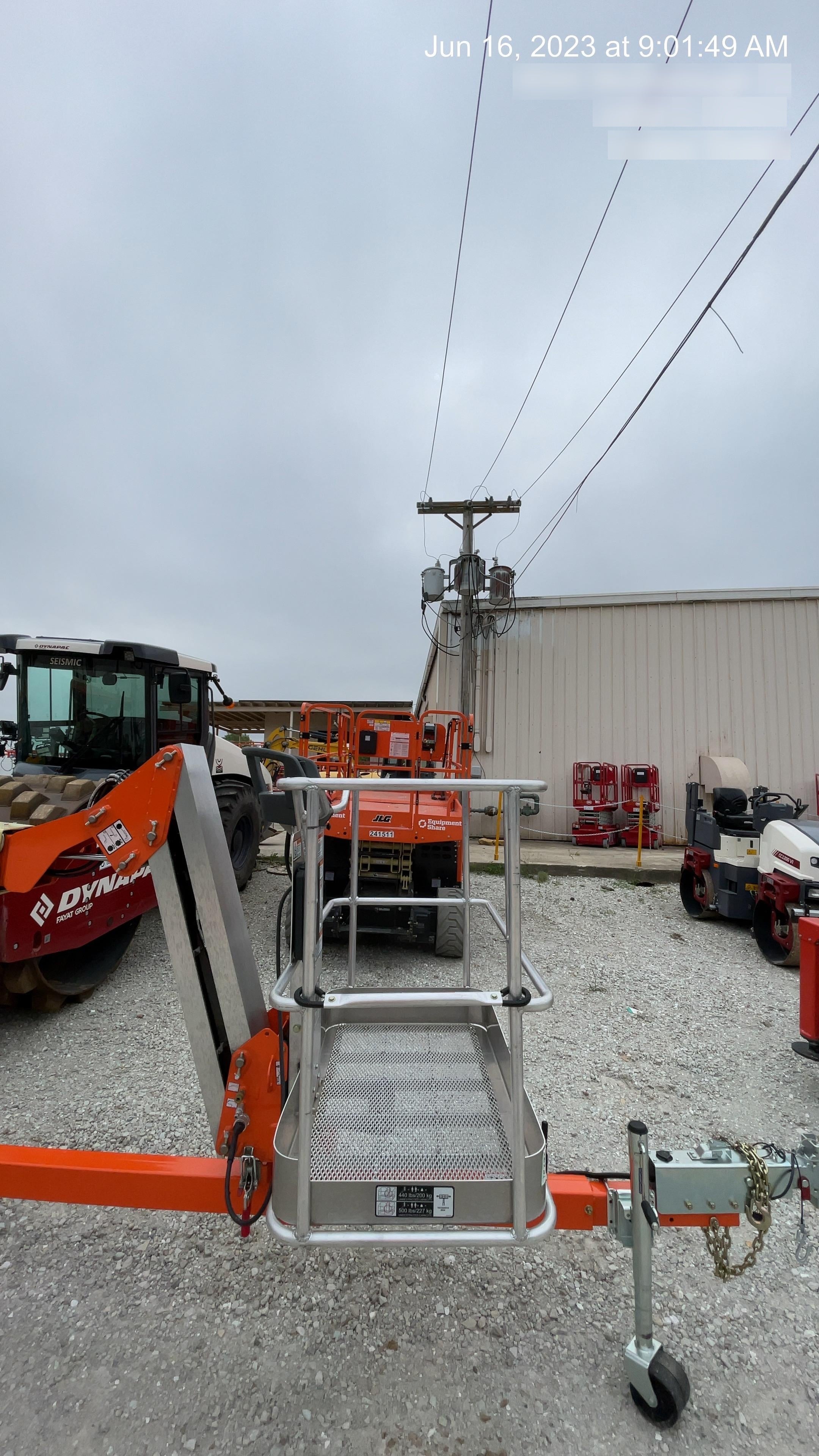 2023 JLG T500J