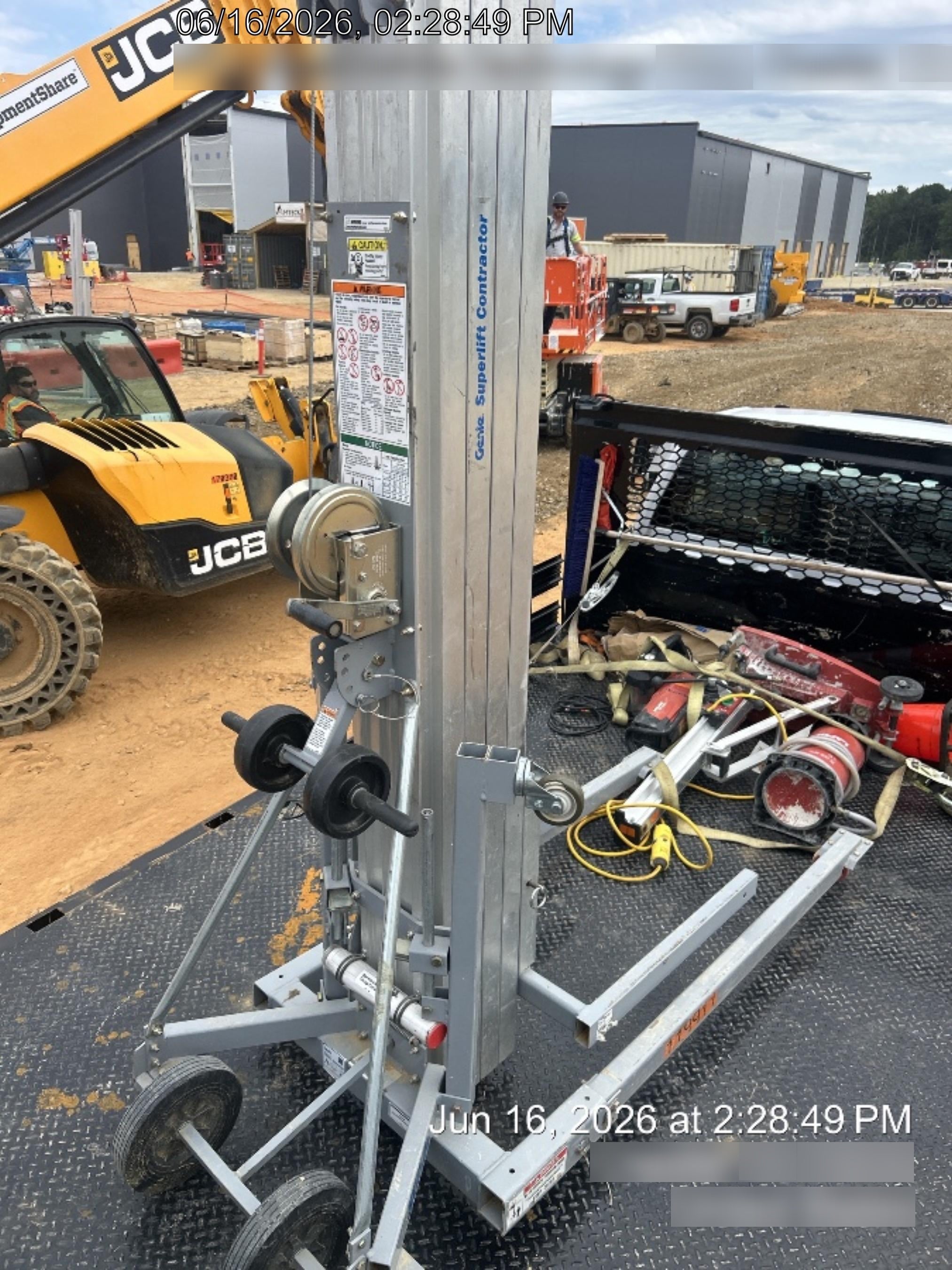 2020 GENIE SLC-24