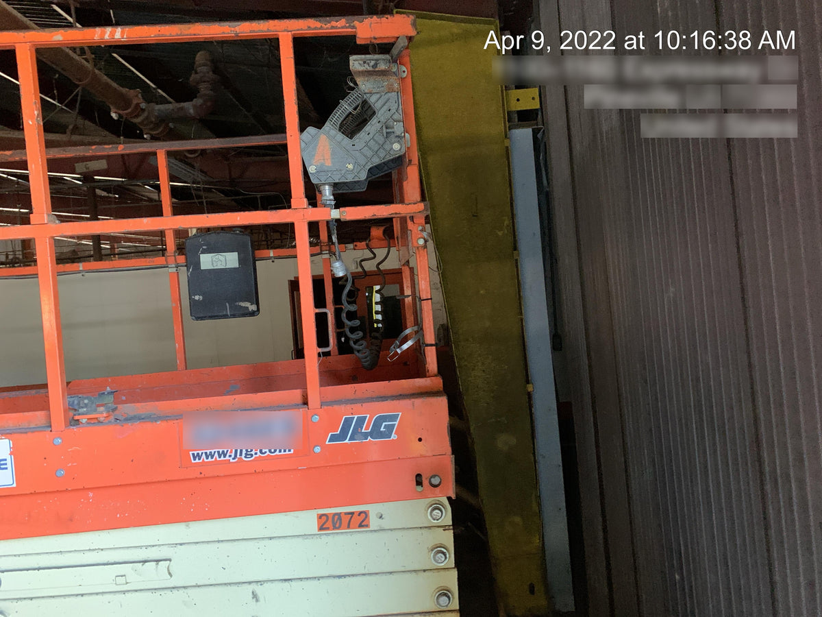 2016 JLG 3246ES