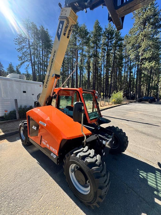 2025 JLG 519