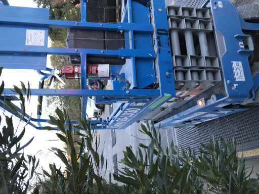 2017 Genie GS-1930 Genie GS-1930 Lift w/Fixed Rail and Chain Entry