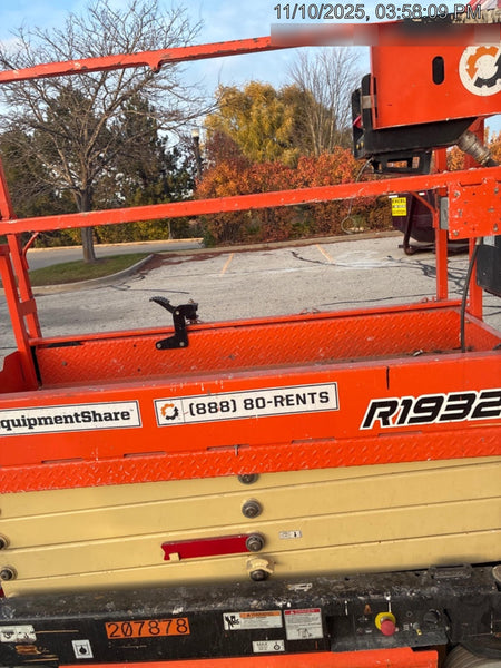 2022 JLG R1932