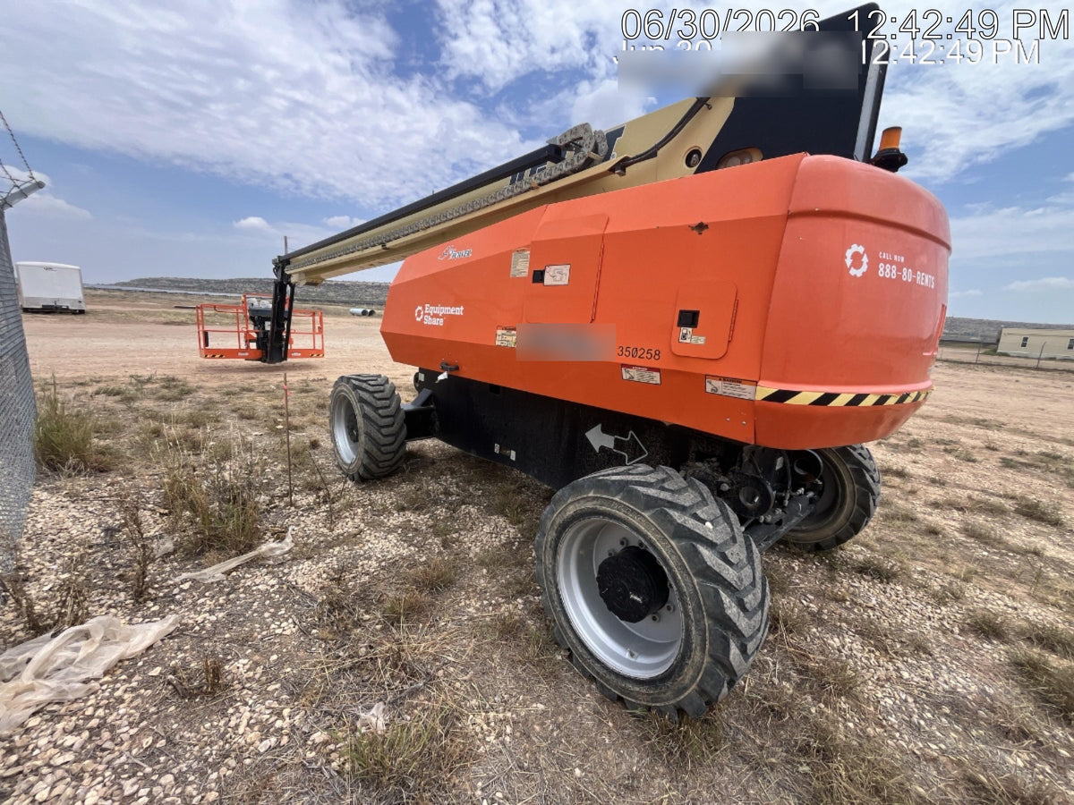2023 JLG 860SJ