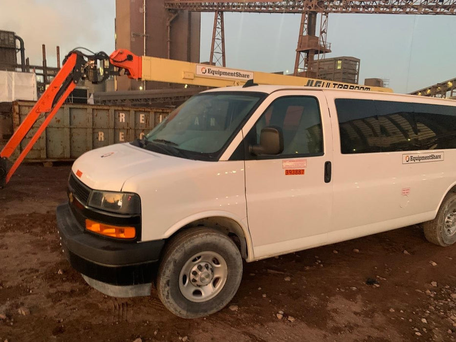 2023 CHEVROLET Express Van - Rental