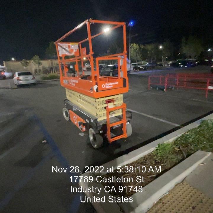 2022 JLG ES2632