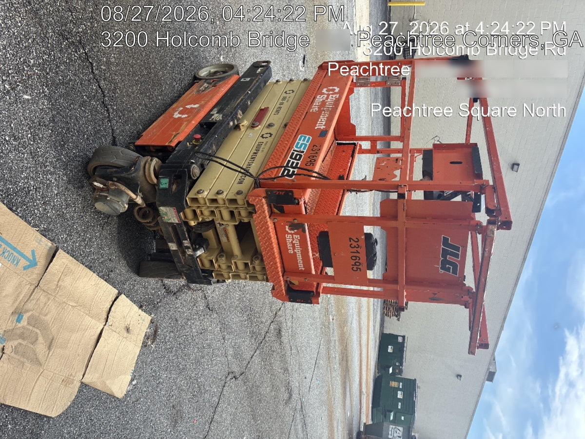 2022 JLG ES1932