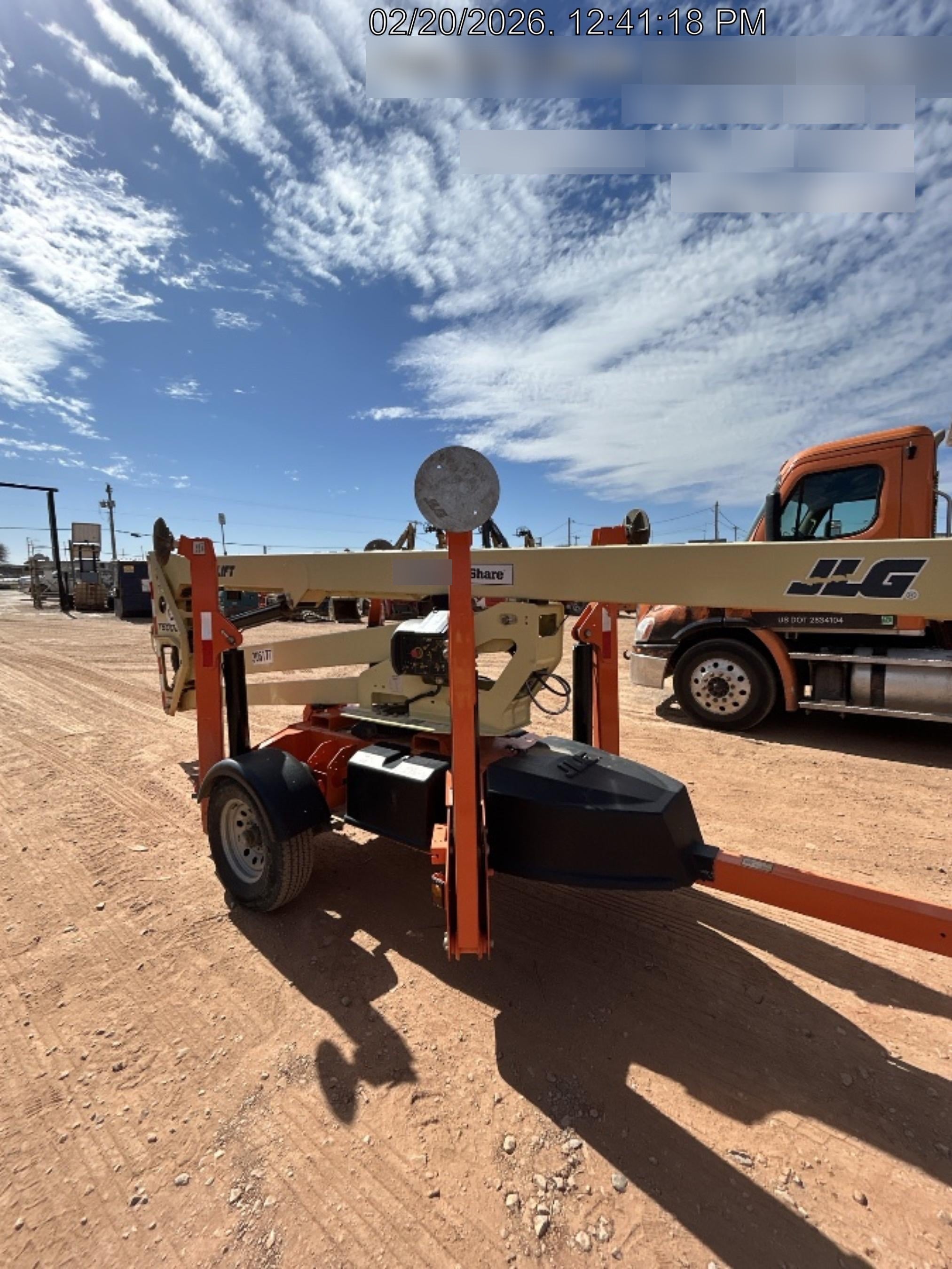 2023 JLG T500J