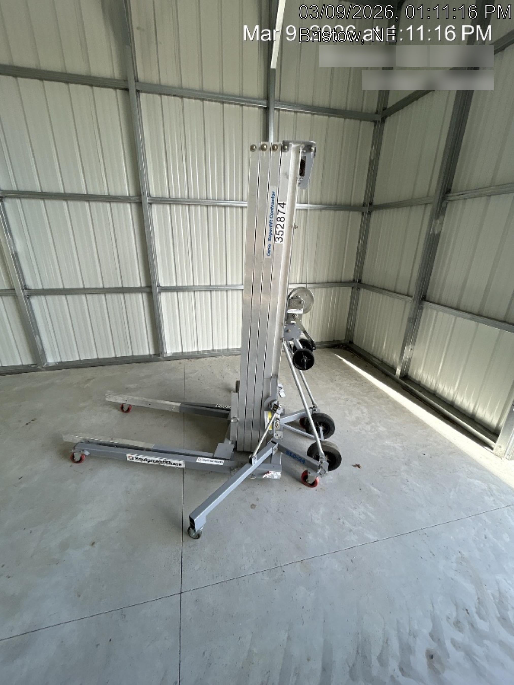 2023 GENIE SLC-24