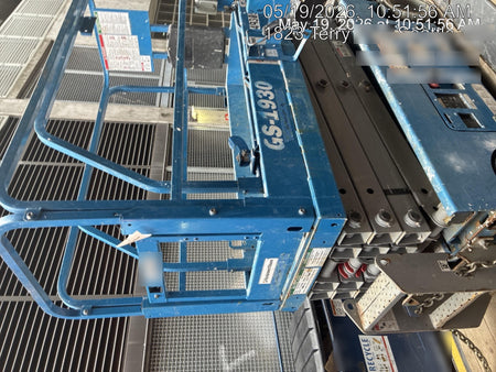2019 Genie GS-1930 Half Height Swing Gate, 800W Inverter
