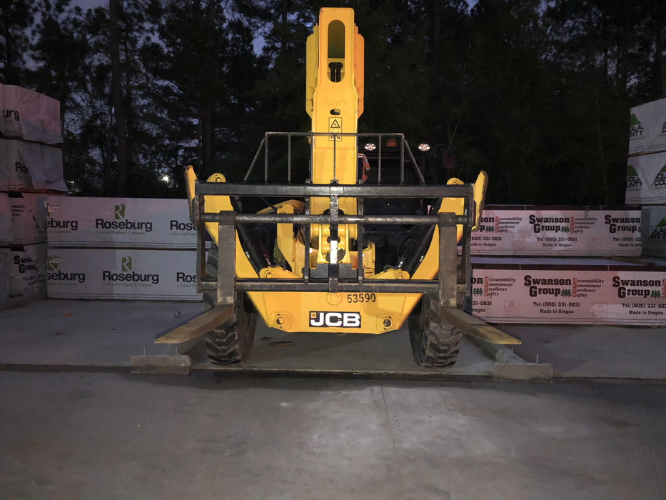 2019 JCB 512-56 Canopy, 109 HP, Solid Tires, STD Worklight, Beacon, Aux Hydraulics, Lifting Eye, Back up Alarm w/66" Carriage/60" Forks
