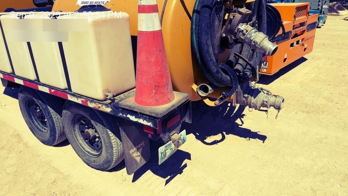 2023 VAC-TRON LP573XDT