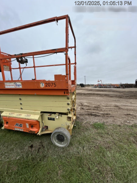 2016 JLG 3246ES