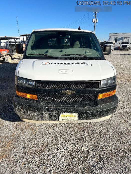 2025 CHEVROLET Express Van - Rental
