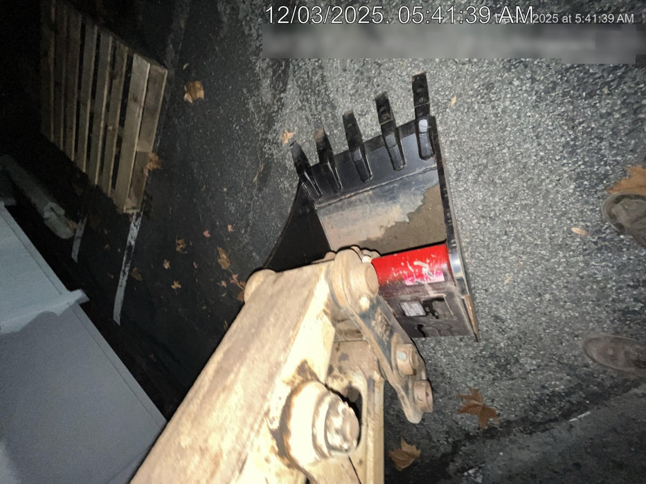 2019 Takeuchi TB260 Canopy, Standard Blade, Auxiliary hydraulics Manual QC, Hydraulic thumb, 12" ,18", 24" Bucket