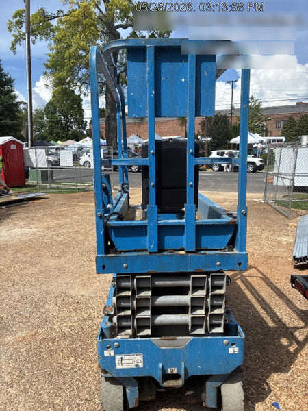 2019 Genie GS-1930 Fixed rails with chain Entry
