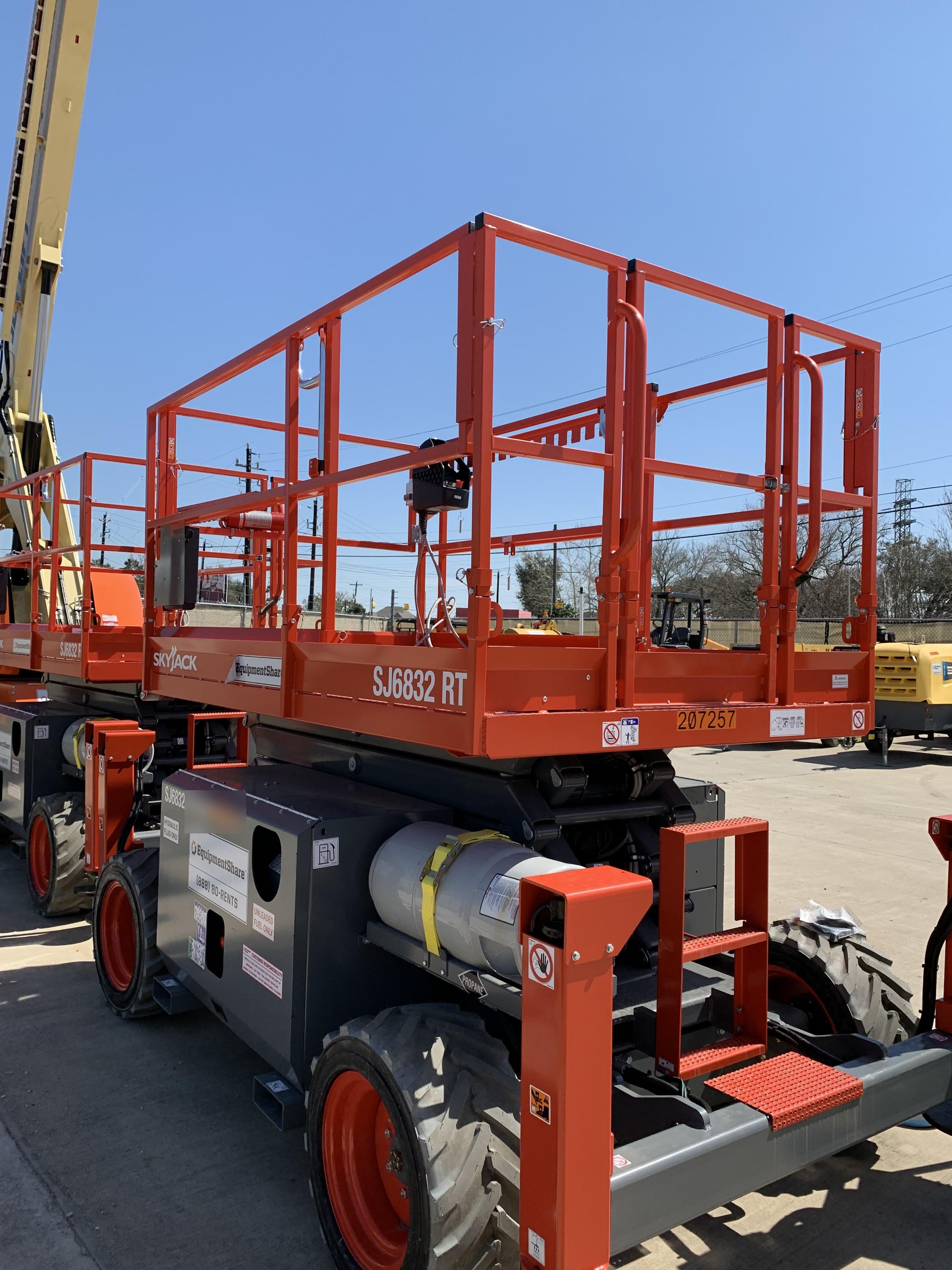 2022 SKYJACK SJ6832 RT