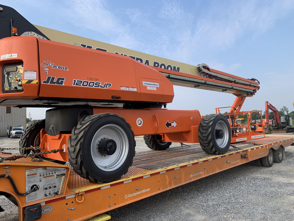 2021 JLG 1200SJP