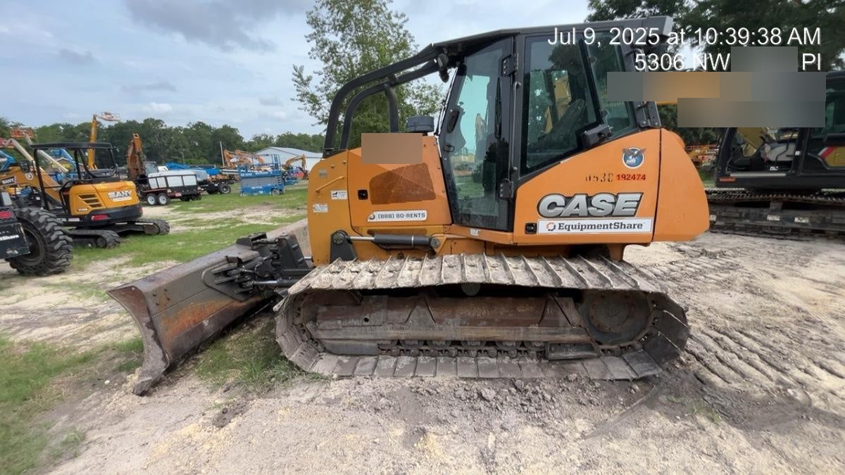 2016 CASE 850M