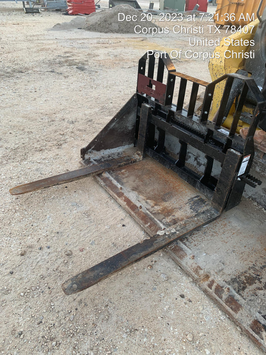 2024 VIRNIG 48" Pallet Forks - Virnig