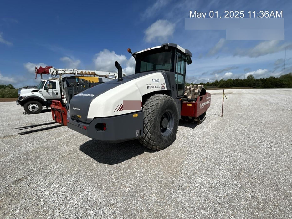 2024 DYNAPAC CA2500D