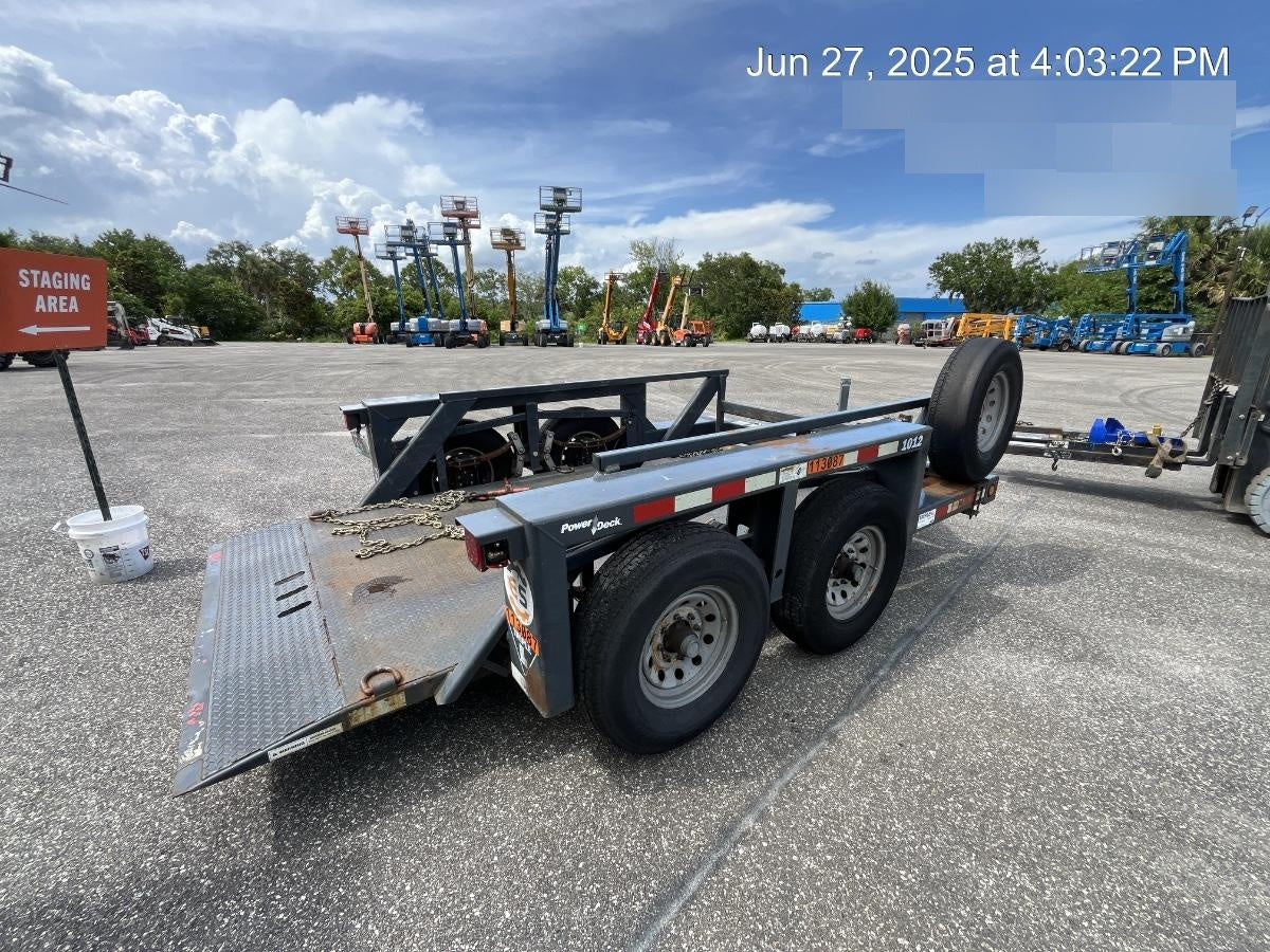 2018 JLG 1012