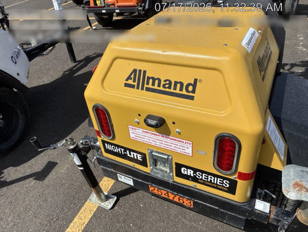 2022 Allmand NLV3GR (4) LED Light Fixture 350W, 23' Vertical Mast, 3kW Prime, Towable, ES Decals, T3