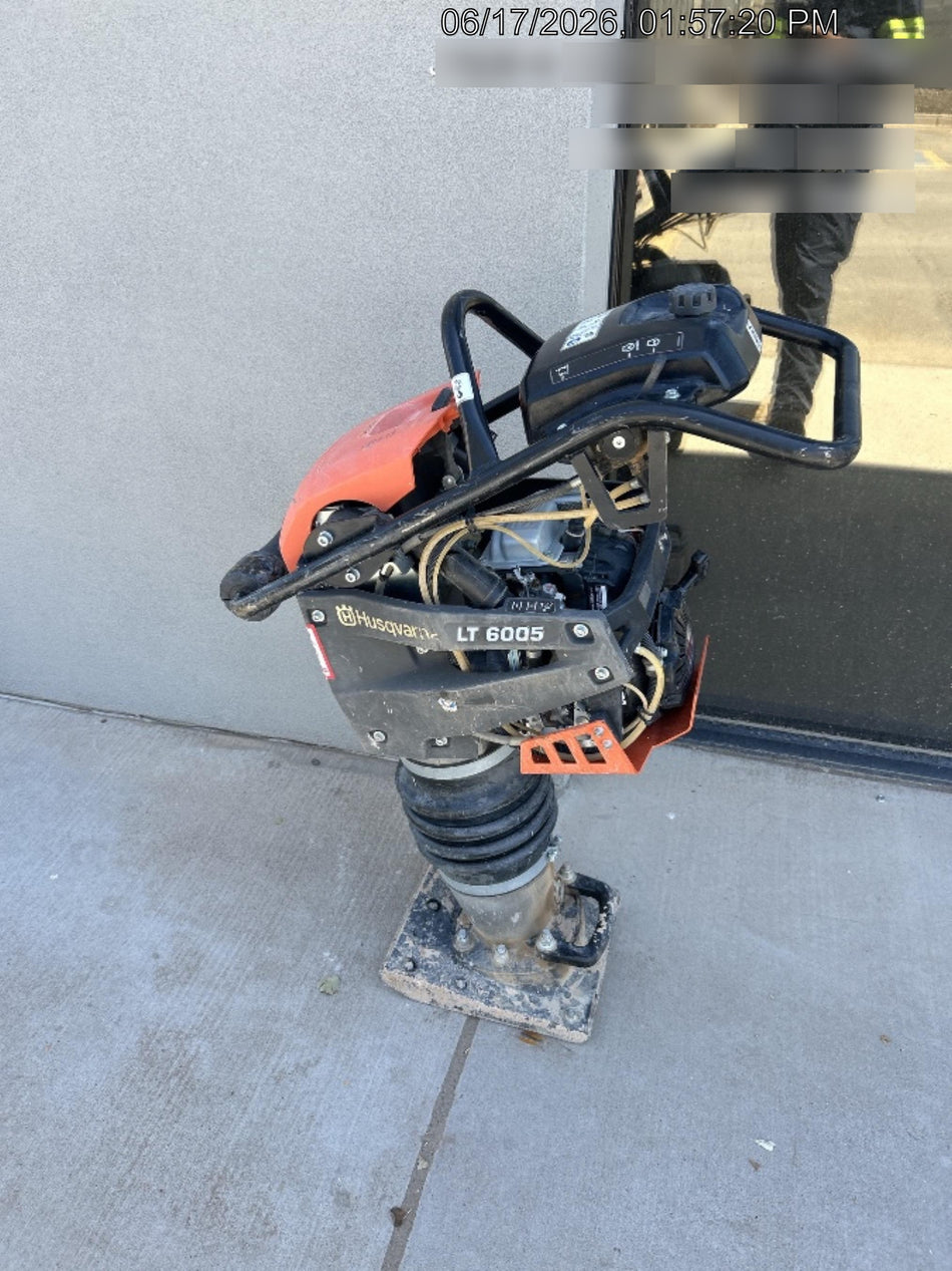 2025 HUSQVARNA LT6005