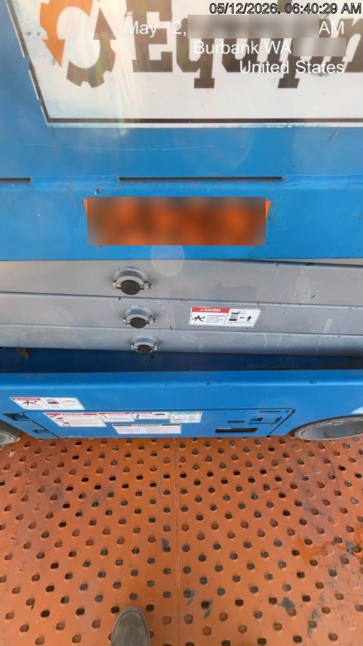2020 Genie GS-1930 Solid Non Marking Tires, Beacon, Folding rails with half height swing gate, 800W Inverter