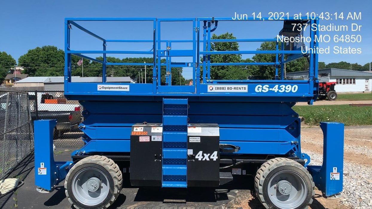2020 GENIE GS-4390 RT