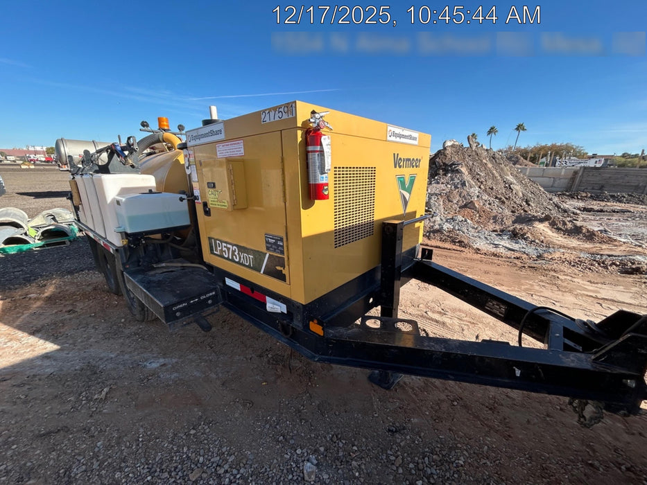 2022 Vac-Tron LP573XDT T4 Koehler Diesel Engine, 500 Gallon Debris Tank, x2 100 Gallon Water Tanks