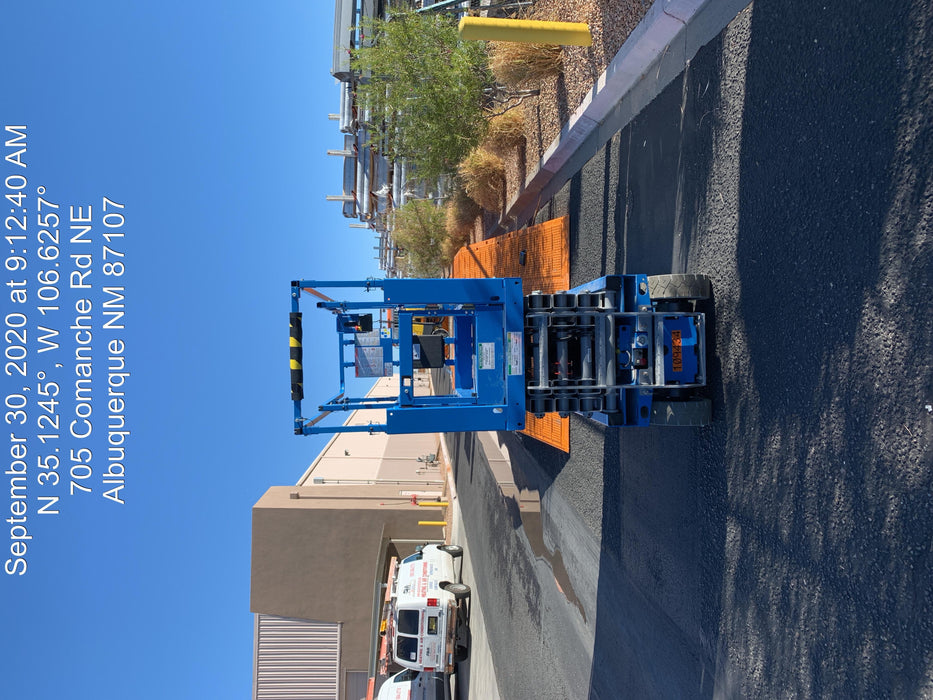 2020 Genie GS-2632 Solid NM Tires, Folding Rails with Half-Height Swing Gate, Beacon