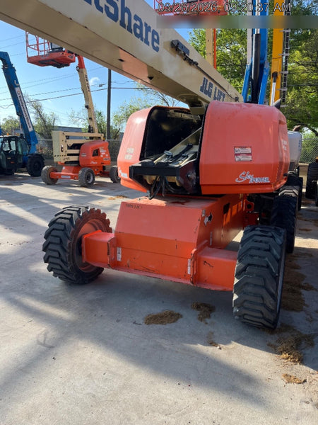 2023 JLG 660SJ