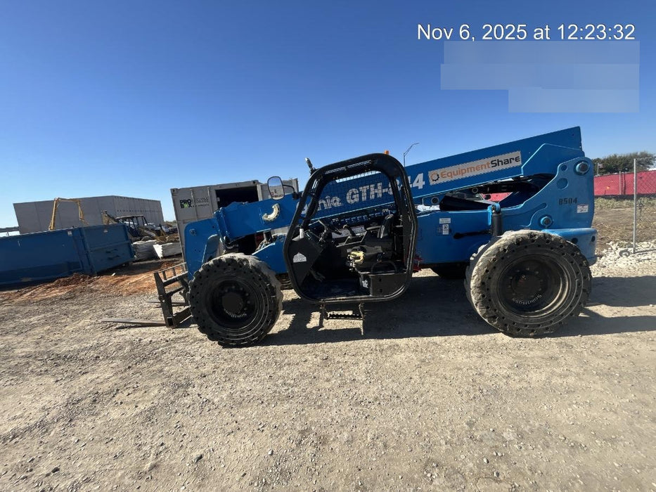 2018 Genie GTH-844 Genie GTH-844D w/Open ROPS, FF Tires, Work Light/Beacon, 60" Carriage and Forks