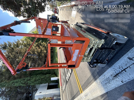 2024 JLG ES1932