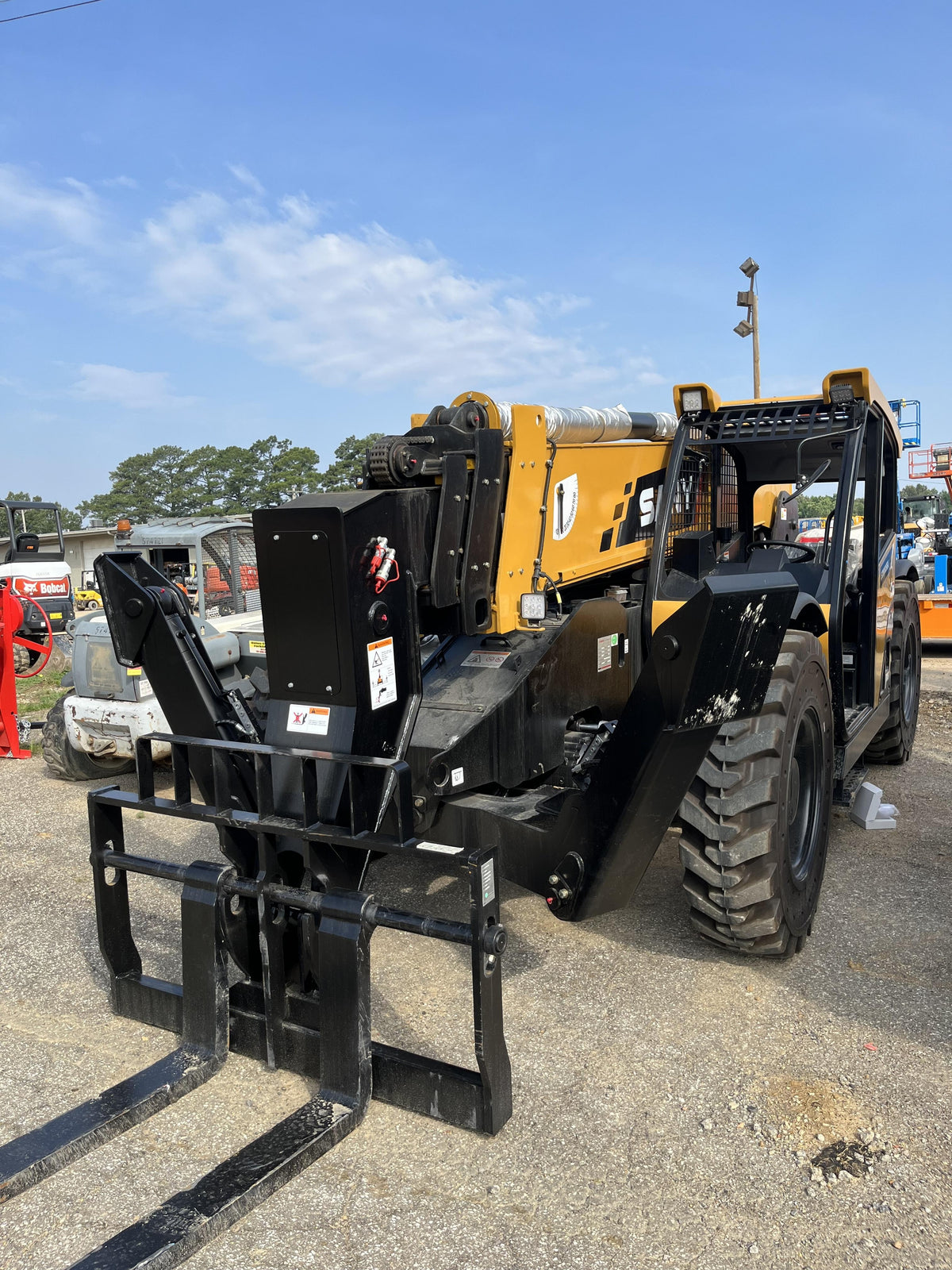 2023 SANY STH1056