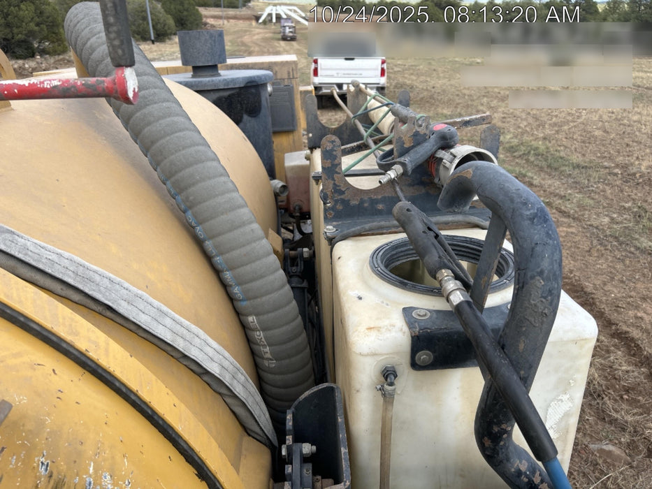 2021 Vac-Tron LP573XDT T4 Koehler Diesel Engine, 500 Gallon Debris Tank, x2 100 Gallon Water Tanks