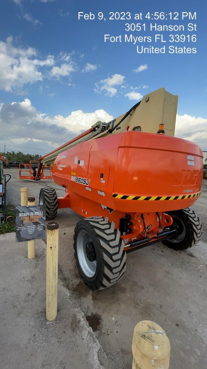 2022 JLG 860SJ