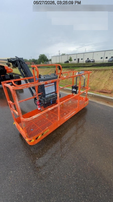 2025 JLG 660SJ