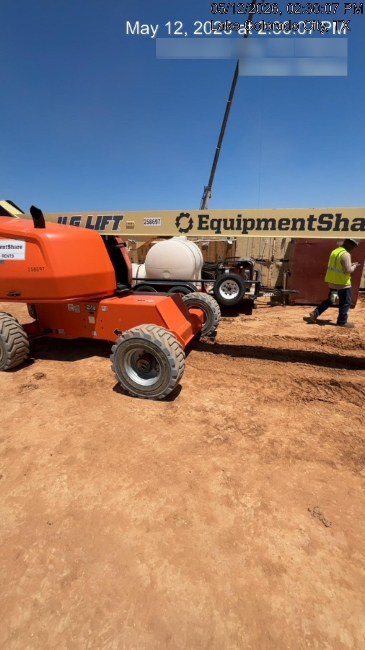 2022 JLG 460SJ
