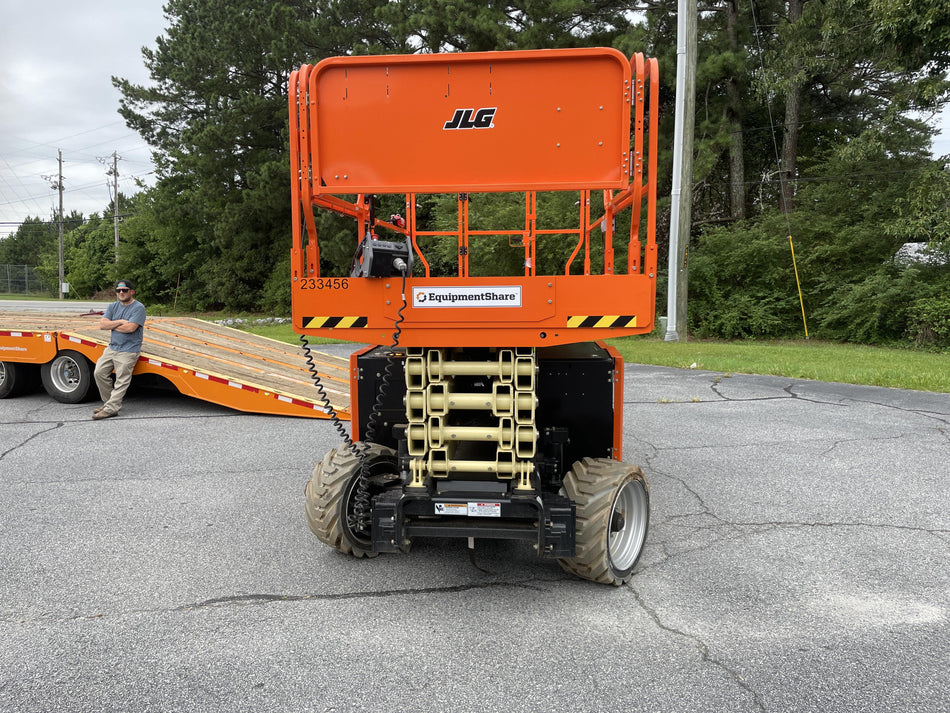 2022 JLG ERT4069